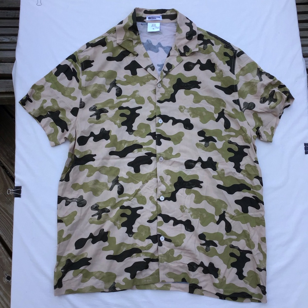 UNIQLO Men’s Camo Short Sleeve Button-Down Shirt - Green/Beige